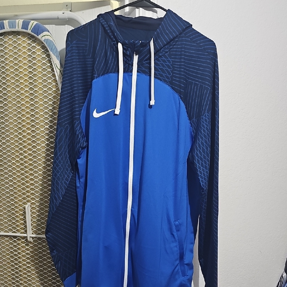Nike Men's Blue Windbreaker Sz XL
